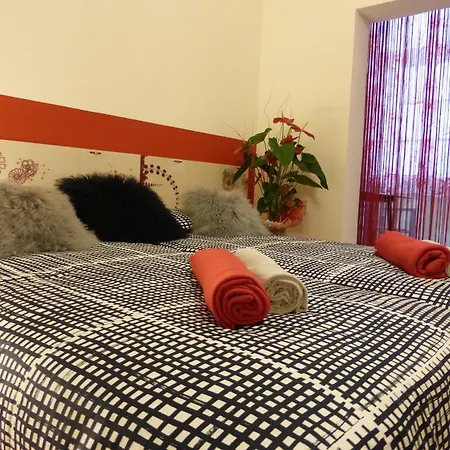 Poprooms Guest house